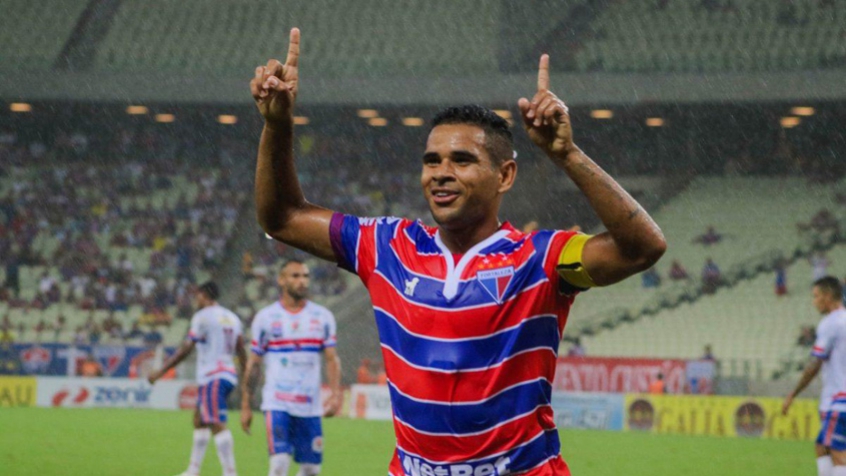 Paulistão: Guarani monitora situação de ex-atacante de Fortaleza e Ceará