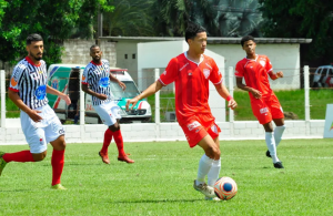 Meia de líder do Paulista A3 está recuperado de lesão e aguarda retorno da competição