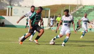 Atacante lamenta derrota para o Coritiba e já pensa no próximo desafio do Maringá