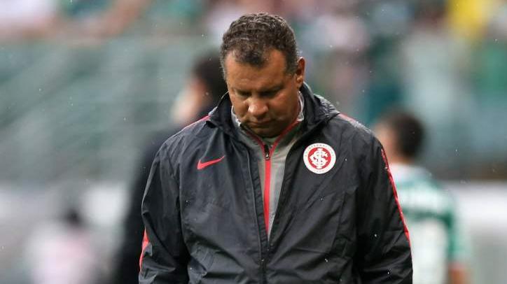 Experiente Celso Roth também aprovou a nova regra da Série A