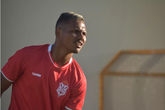 Time do Sergipe anuncia empréstimo de jovem volante do CRB