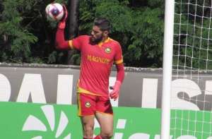 Antes da maratona, goleiro do São Bernardo tira proveito do período sem jogos
