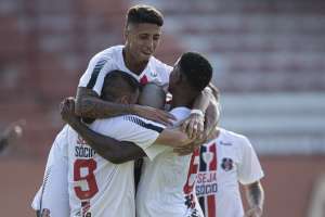 Ypiranga-AP 0 x 4 Santa Cruz-PE - Classificação em grande estilo no Rio de Janeiro