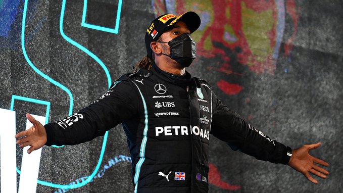 F1: Hamilton admite últimas voltas ‘horríveis’, mas festeja: ‘Adorei cada minuto’