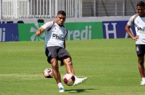 Ponte reverte multa de jogador por quebrar protocolos em cestas básicas para doação