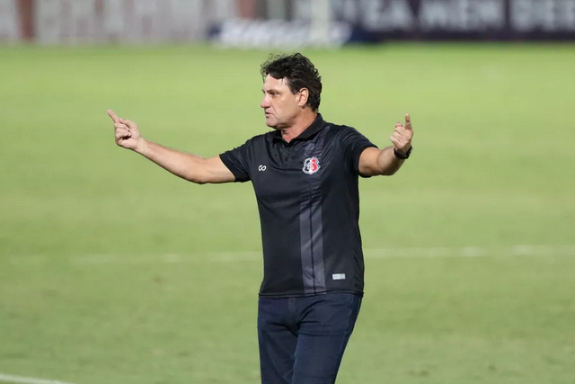 João Brigatti projeta uma equipe mais confiante do Santa Cruz para enfrentar o Sport