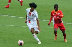 Segundona: Promessa é apresentada por tetracampeão mundial no Grêmio Barueri