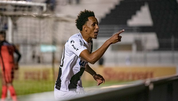 Time europeu quer volante ex-Ponte e Vasco; Chapecoense pode ganhar R$ 7 milhões