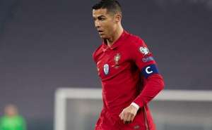 Eliminatórias: Árbitro pede desculpas por não validar gol de Cristiano Ronaldo