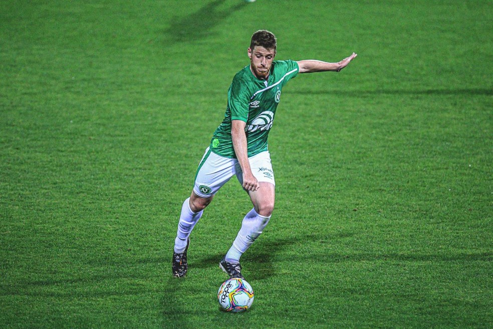 Alagoano: Após BID entregar, CSA anuncia ex-atacante de Chape e Inter