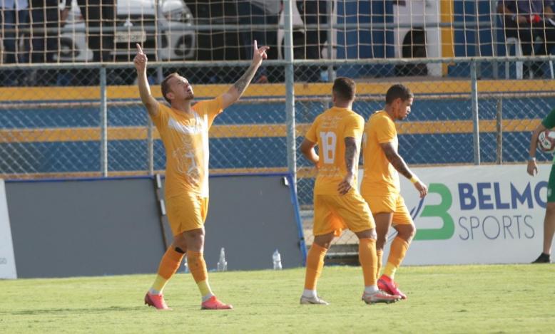 CANDANGÃO: No encontro de Tadei com o Gama, Jacaré sai vencedor!