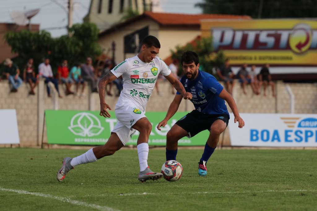 Cuiabá sofre empate no fim e adia classificação; União fez 7 a 0