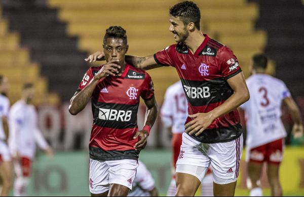 CARIOCA: Flamengo vence com titulares e Botafogo só empata