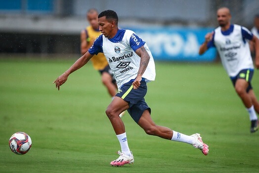 Goleiro valoriza empate em Passo Fundo e atacante comemora 1º gol pelo Grêmio
