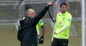 Time da Série B avança em negociação por 'protegido' de Felipão