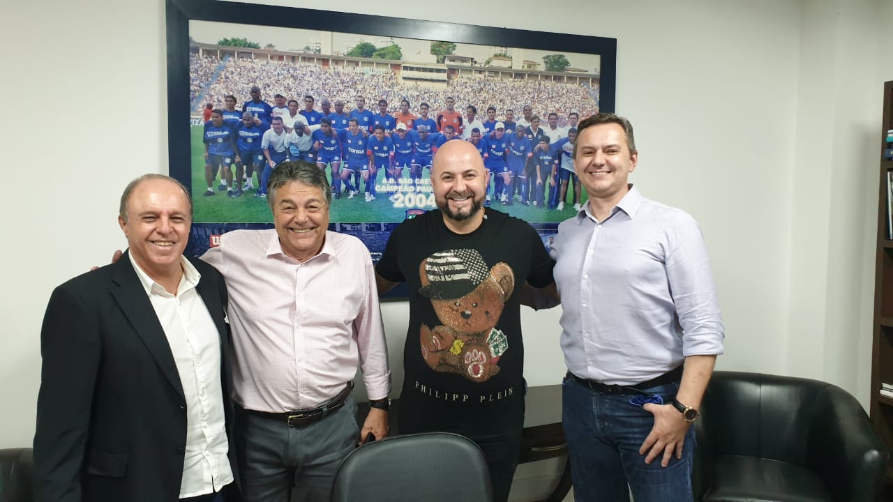 Paulistão: São Caetano troca gestão no futebol e fecha com novo coordenador técnico