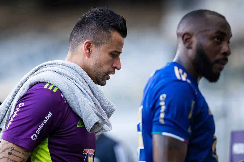 Herói, Fábio destaca comprometimento e afirma: “Camisa do Cruzeiro pesa”