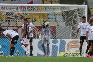 Grêmio rescinde com ex-Santos e busca goleiro do Atlético-MG