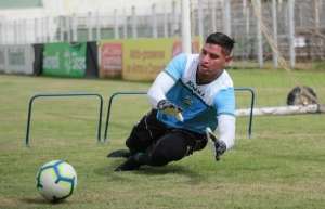 Árbitro diz ter sido chamado de 