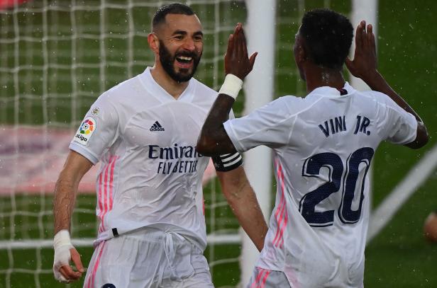 ESPANHOL: Real Madrid derrota o Eibar, passa o Barcelona e pressiona o líder Atlético
