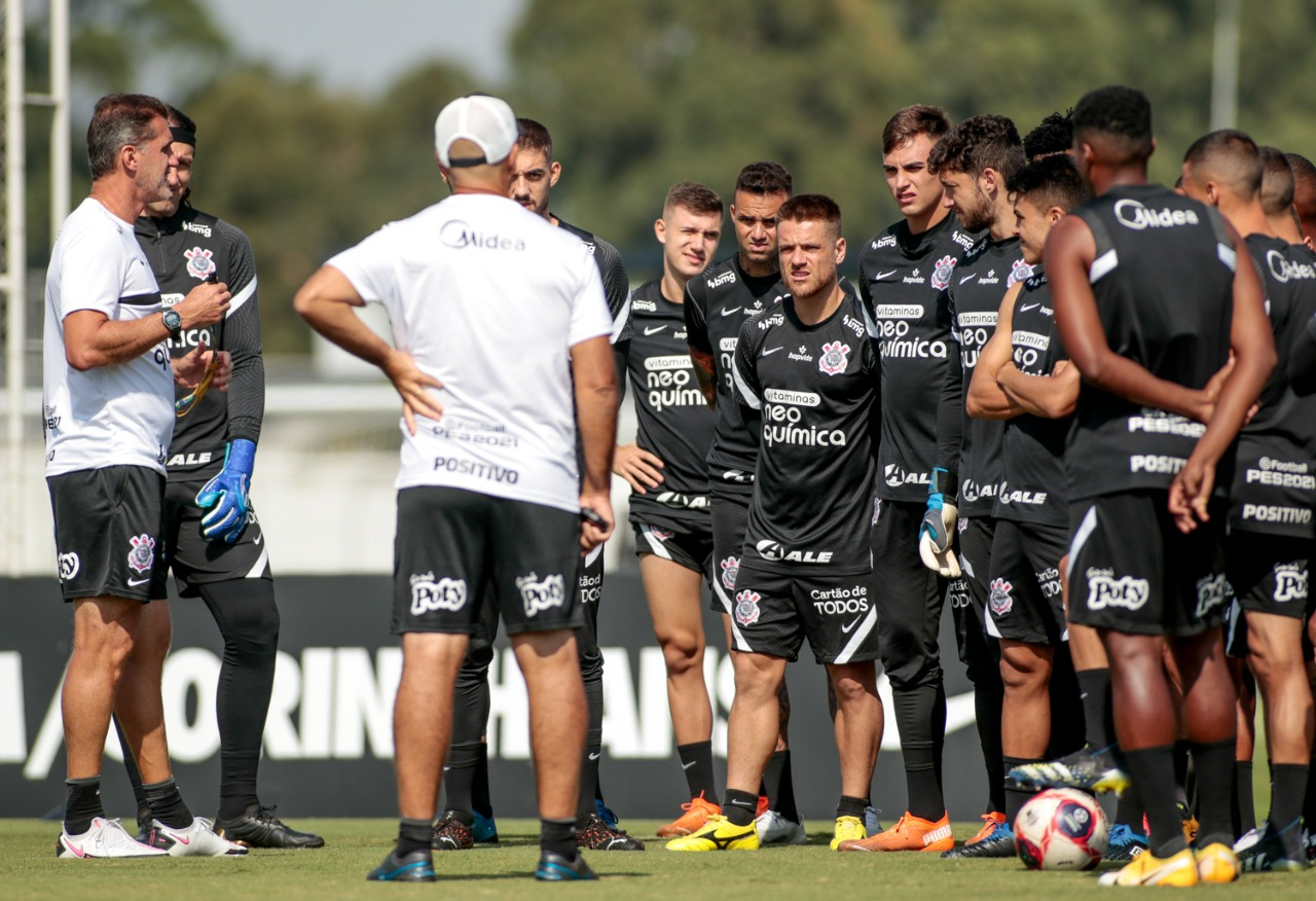 Corinthians treina, revê planejamento e dá folga ao elenco no dia de Páscoa