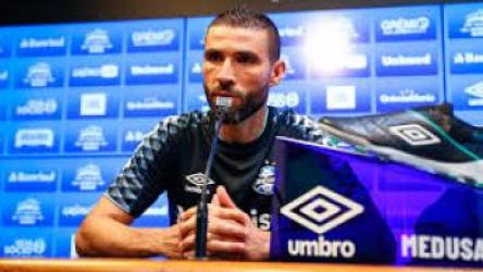 Vasco anuncia goleiro do Grêmio como o sexto reforço para a temporada 2021