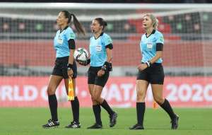 Pioneiras fazem arbitragem feminina romper barreiras em torneios internacionais