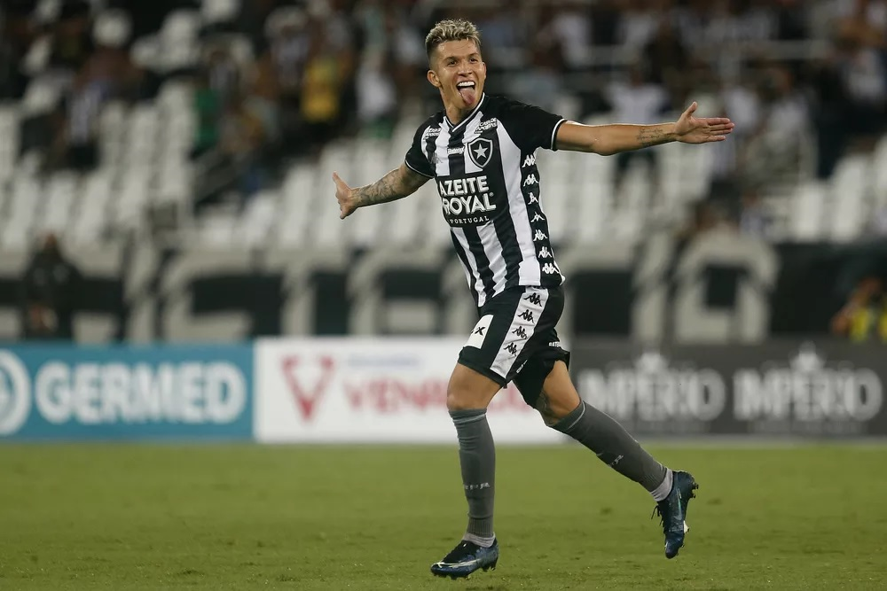 Mineiro: América anuncia contratação de ex-atacante de Guarani e Botafogo-RJ