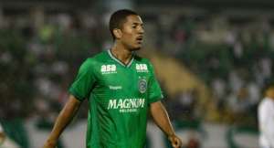 Justiça faz novo bloqueio e Guarani estuda devolver atacante ao Corinthians