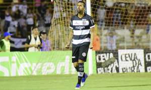 Após Covid, zagueiro tem problema cardíaco confirmado, mas confia em volta ao XV