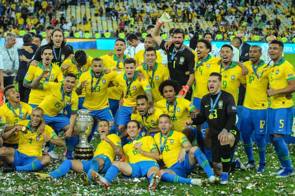 Sem jogar, Brasil segue em 3º no ranking da Fifa; Itália sobe e Bélgica lidera