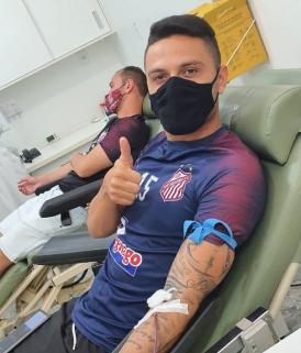 Paulista A2: ​Meia participa de ação no Sertãozinho e comenta paralisação