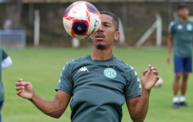 Matheus Davó tem nome publicado no BID e já pode reestrear pelo Guarani