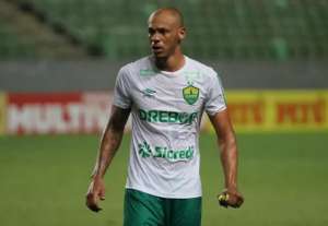 Cuiabá frustra Chapecoense e garante permanência de xerifão