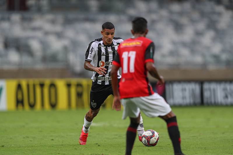 Mineiro: Lateral admite que Atlético-MG ‘sofreu’ para sair com os três pontos
