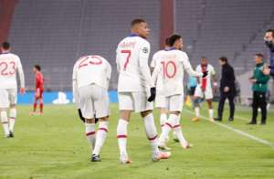 Francês: Leonardo diz que PSG está próximo de renovar com Mbappé e Neymar