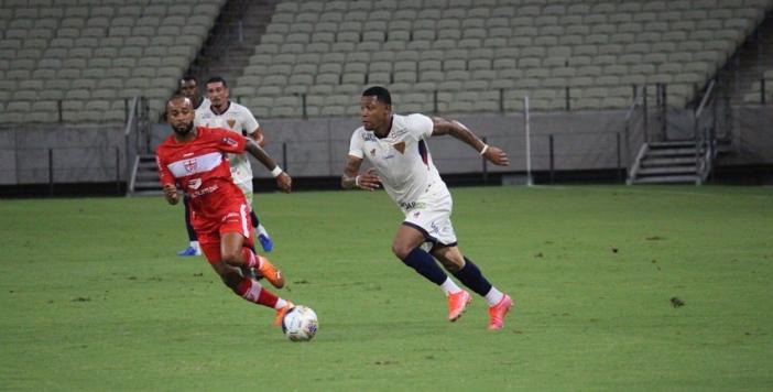 Buscando evolução no CRB, volante destaca ótima fase no Galo