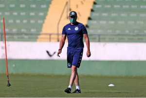 Técnico do Guarani completa dois meses no cargo e conta com reforços para a equipe