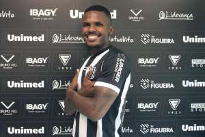 Catarinense: Figueirense anuncia ex-atacante de Coritiba e Chapecoense