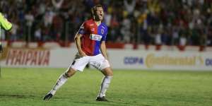 Justiça condena Paraná por não pagar prêmio a jogadores por acesso de 2017