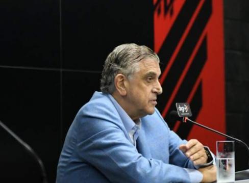 Athletico-PR anuncia intenção de comprar vacinas da Covid-19