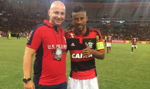 Léo Moura agradece convite para jogar e prevê parceria com time do Paulistão