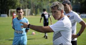 Árbitros e assistentes passam por revisão antes da retomada do Paulistão