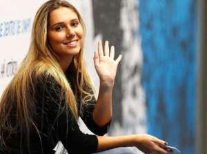 Na expectativa pelo Grêmio, Carol Portaluppi se declara à Libertadores