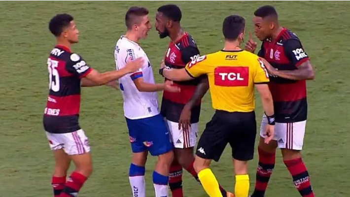 MP-RJ pede e juiz arquiva inquérito de racismo contra Ramírez, do Bahia