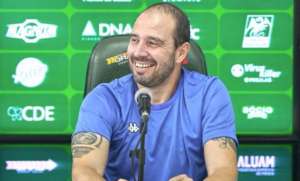 Paulistão: Guarani pode ter novidade no meio-campo para enfrentar o Corinthians