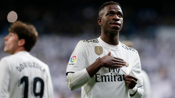 ESPANHOL: Real e Barcelona fazem clássico decisivo na briga pela liderança