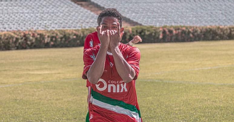 PIAUIENSE: Bismarck marca no fim, Flu vence Tiradentes e fica em 2º