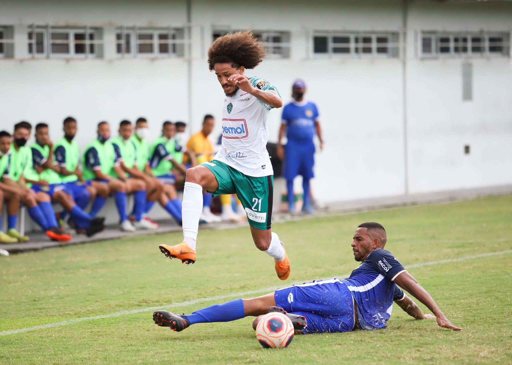 AMAZONENSE: Nacional vence Manaus em jogo atrasado e agita briga pela liderança
