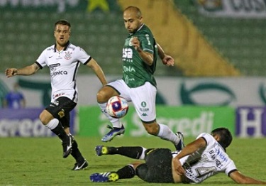Corinthians está mal, mas Guarani não soube aproveitar